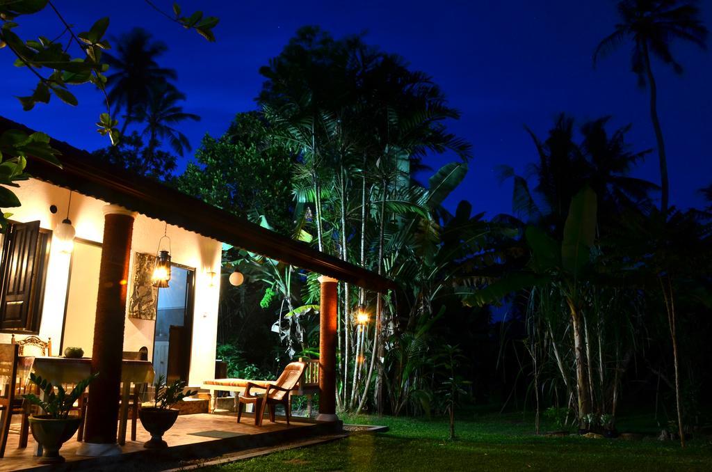Aknara Rest Hotell Weligama Eksteriør bilde